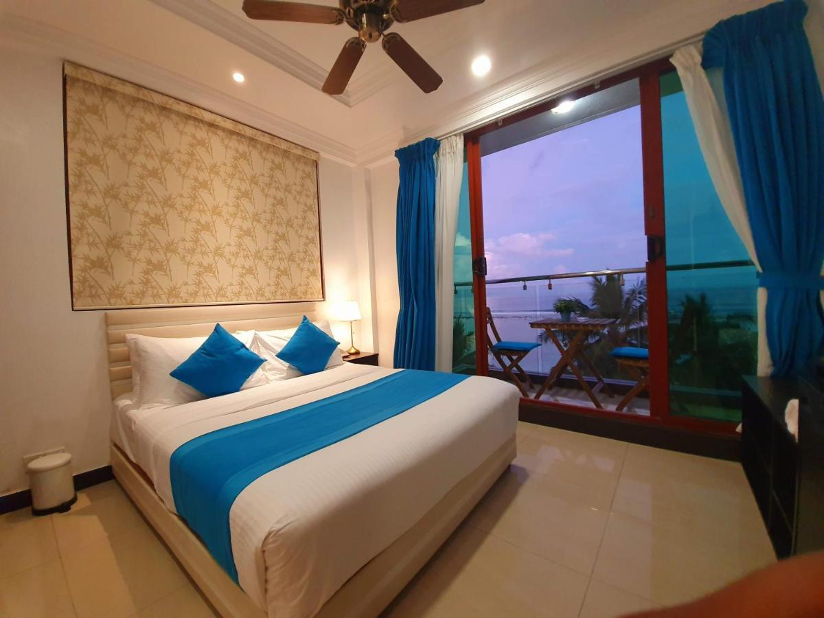 Huvan Beach Hotel at Hulhumalé Buitenkant foto